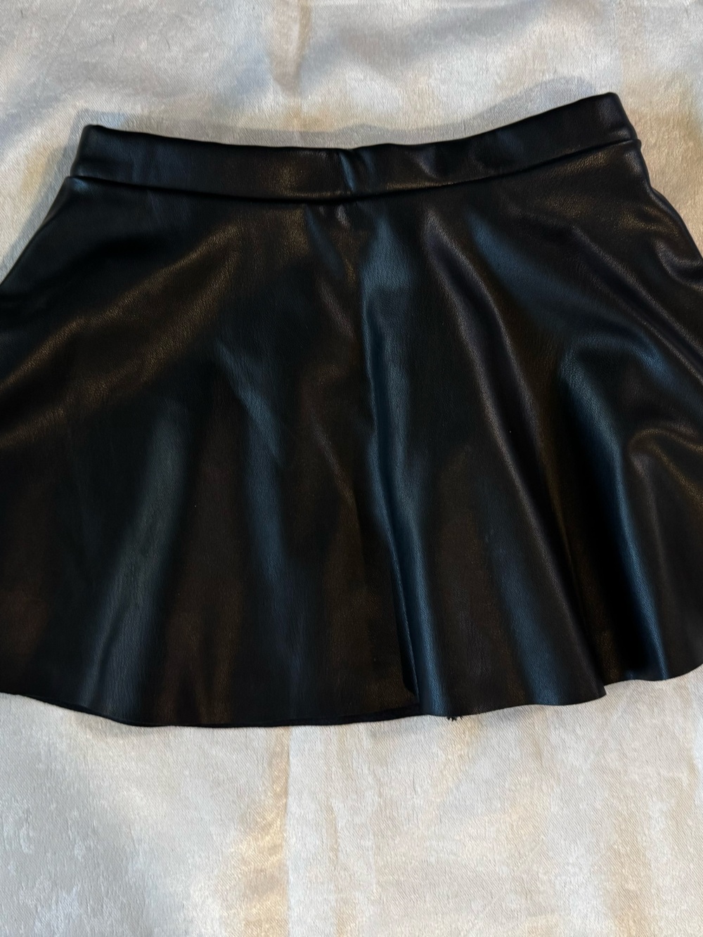 EUC H&M Girls Black Faux Leather Skater Circle Skirt